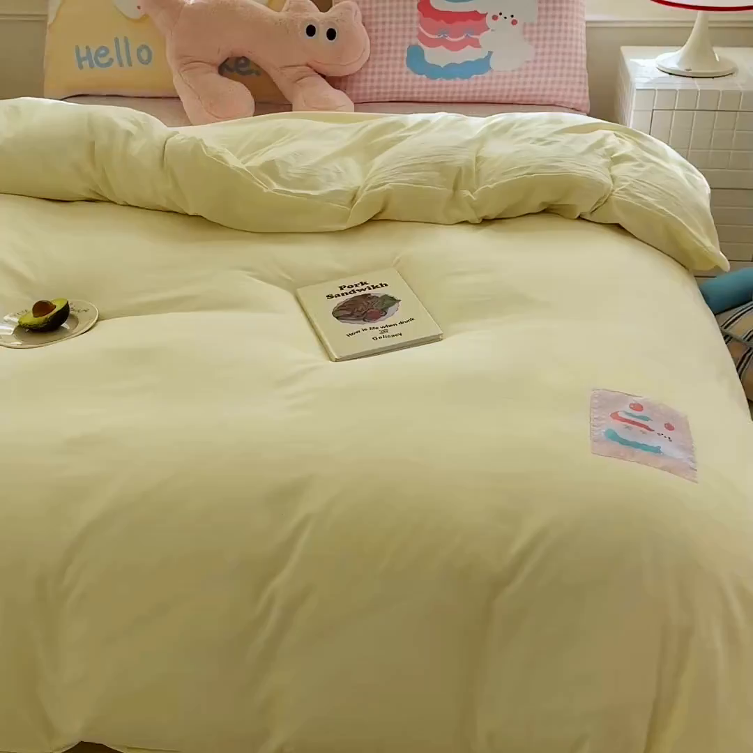 91家纺网 家纺一手货源 找家纺 温眠家纺 2025新款水洗云朵棉（高克重）数码布标四件套 甜心小狗