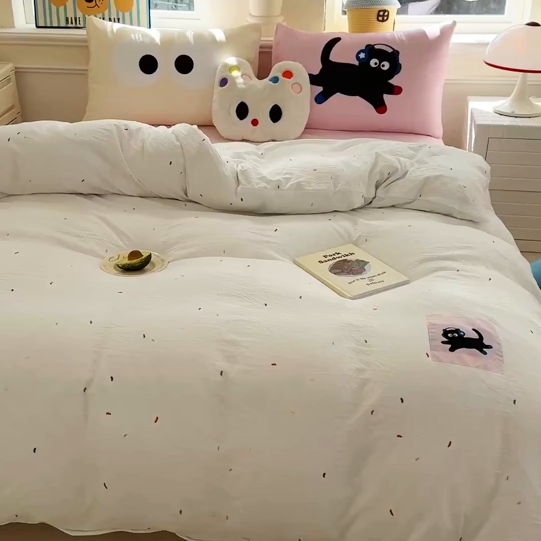 91家纺网 家纺一手货源 找家纺 温眠家纺 2025新款水洗云朵棉（高克重）数码布标四件套 摇滚猫