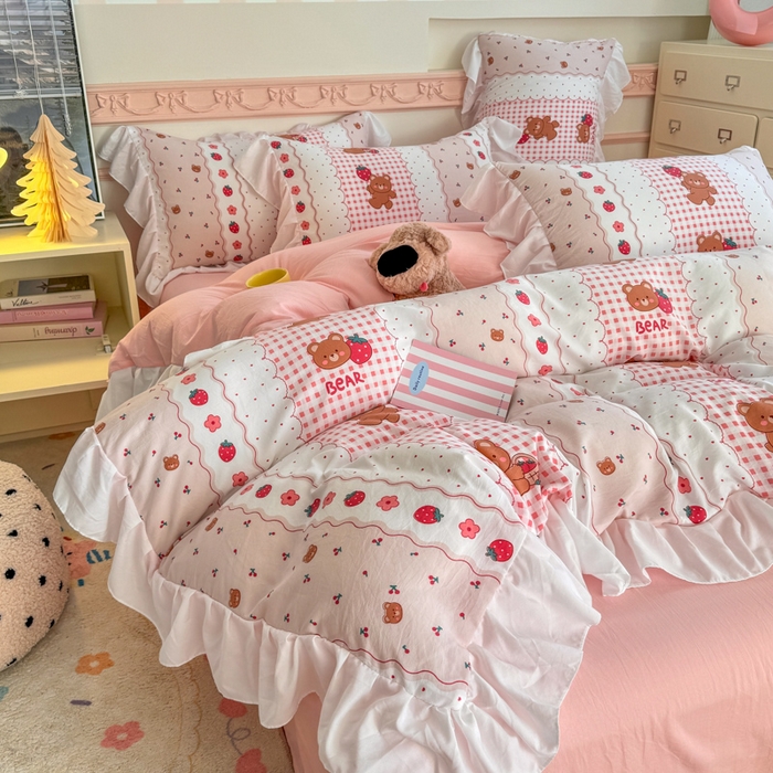 91家纺网 家纺一手货源 找家纺 温眠家纺 2025新款水洗云朵棉韩式INS减龄花边款四件套 花花熊