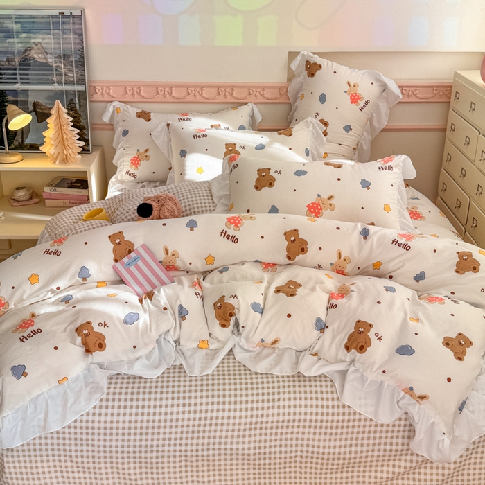 91家纺网 家纺一手货源 找家纺 温眠家纺 2025新款水洗云朵棉韩式INS减龄花边款四件套 巴萨熊