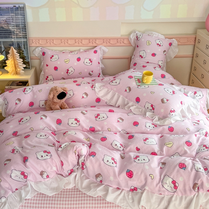 91家纺网 家纺一手货源 找家纺 温眠家纺 2025新款水洗云朵棉韩式INS减龄花边款四件套 草莓猫咪