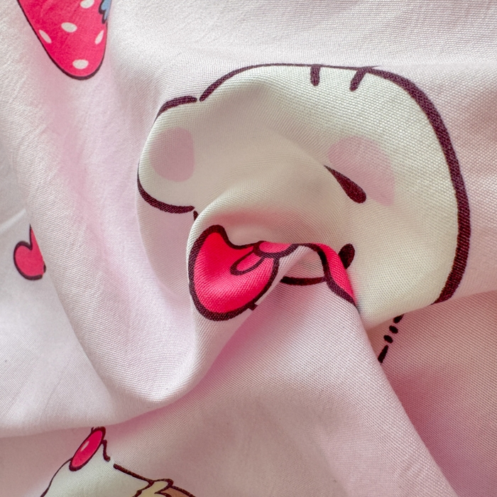 91家纺网 家纺一手货源 找家纺 温眠家纺 2025新款水洗云朵棉韩式INS减龄花边款四件套 草莓猫咪