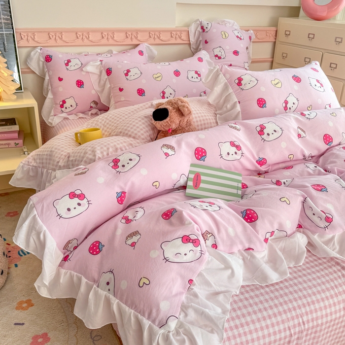 91家纺网 家纺一手货源 找家纺 温眠家纺 2025新款水洗云朵棉韩式INS减龄花边款四件套 草莓猫咪