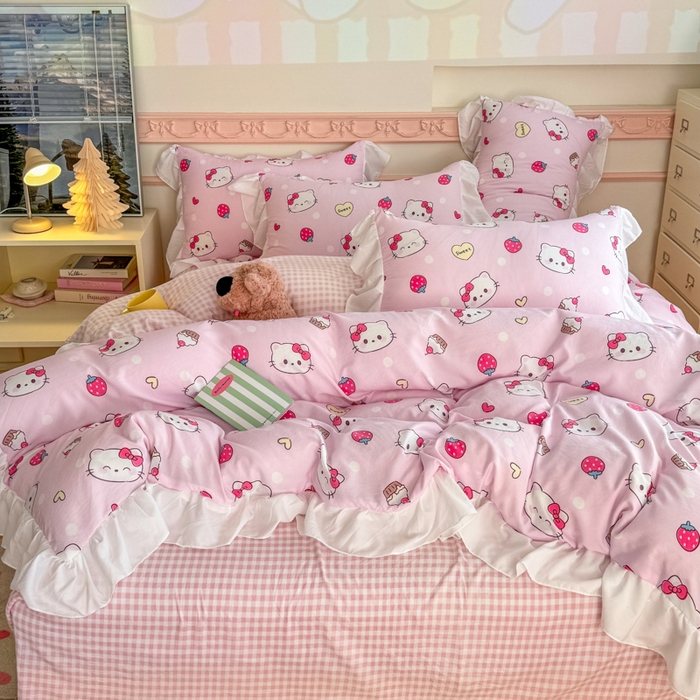 91家纺网 家纺一手货源 找家纺 温眠家纺 2025新款水洗云朵棉韩式INS减龄花边款四件套 草莓猫咪