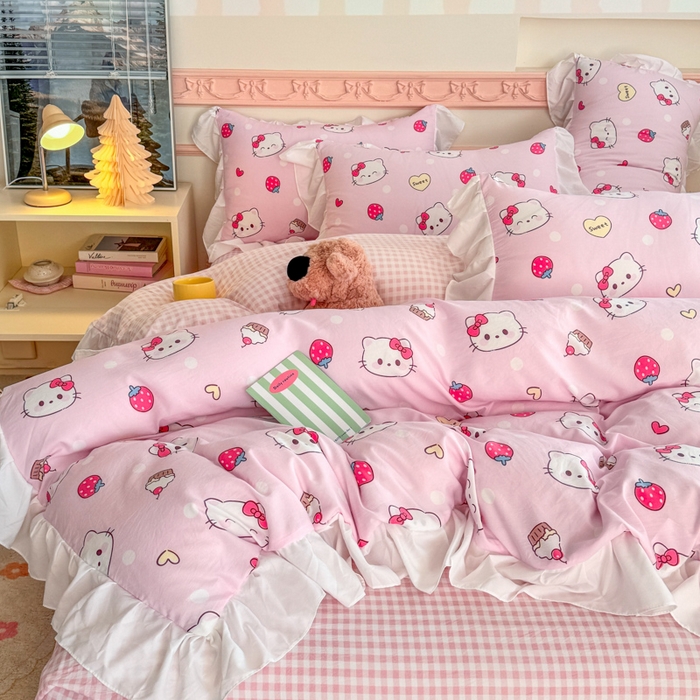 91家纺网 家纺一手货源 找家纺 温眠家纺 2025新款水洗云朵棉韩式INS减龄花边款四件套 草莓猫咪