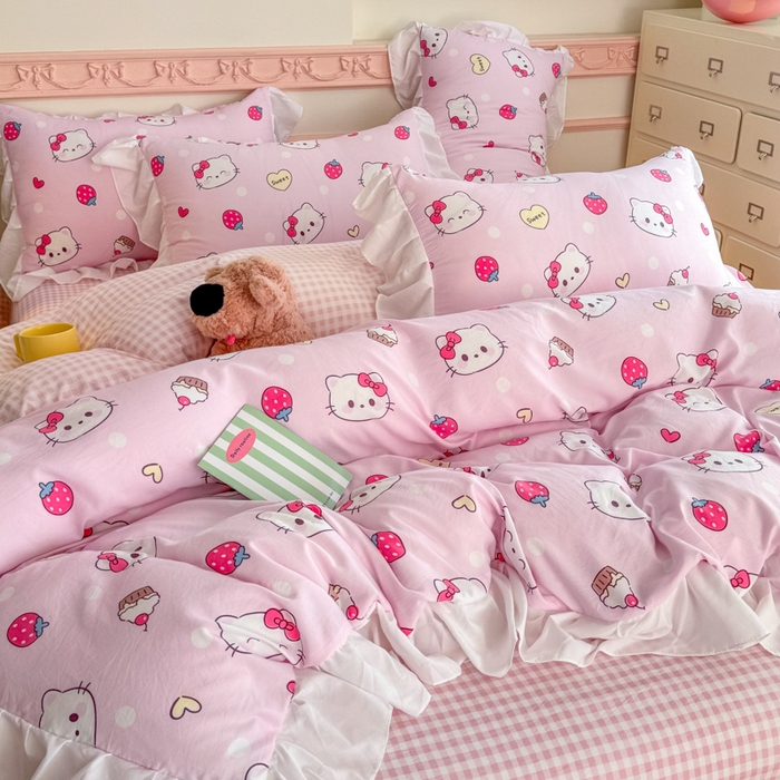 91家纺网 家纺一手货源 找家纺 温眠家纺 2025新款水洗云朵棉韩式INS减龄花边款四件套 草莓猫咪