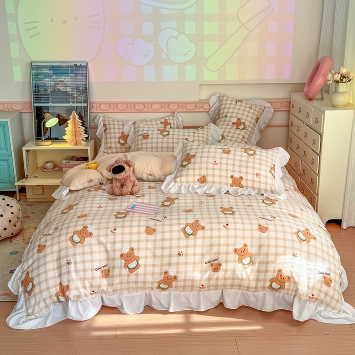 91家纺网 家纺一手货源 找家纺 温眠家纺 2025新款水洗云朵棉韩式INS减龄花边款四件套 乖乖熊