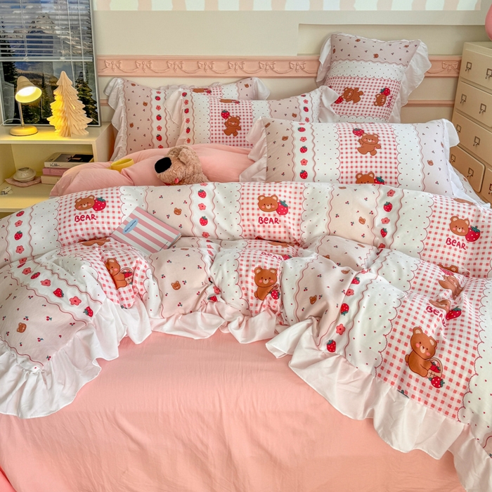 91家纺网 家纺一手货源 找家纺 温眠家纺 2025新款水洗云朵棉韩式INS减龄花边款四件套 花花熊