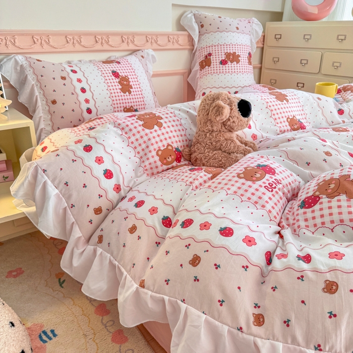 91家纺网 家纺一手货源 找家纺 温眠家纺 2025新款水洗云朵棉韩式INS减龄花边款四件套 花花熊