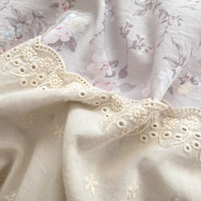 91家纺网 家纺一手货源 找家纺 （总）温眠家纺 2025新款ins风小清新镂空花边水洗云朵棉四件套-风格一