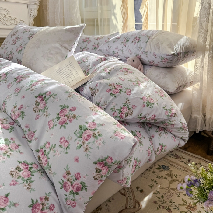 91家纺网 家纺一手货源 找家纺 温眠家纺 2025新款ins风小清新镂空花边水洗云朵棉四件套-风格一 春之语