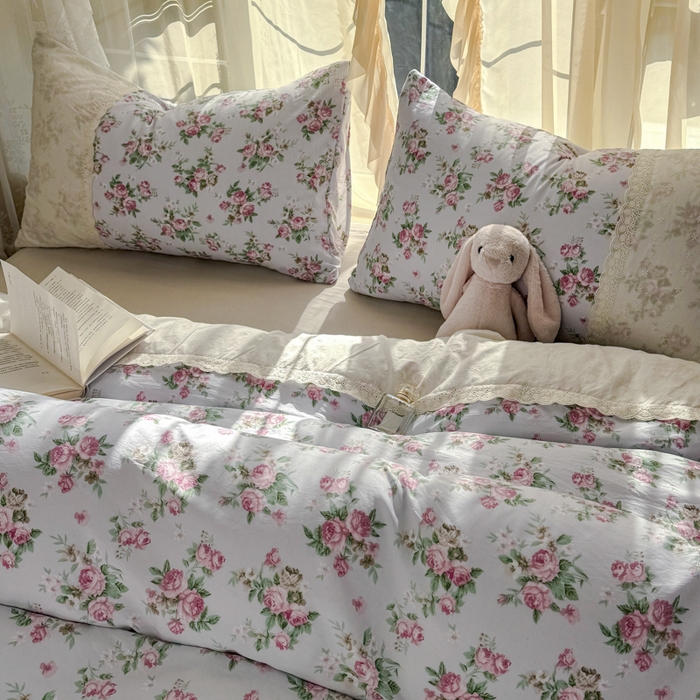 91家纺网 家纺一手货源 找家纺 温眠家纺 2025新款ins风小清新镂空花边水洗云朵棉四件套-风格一 春之语