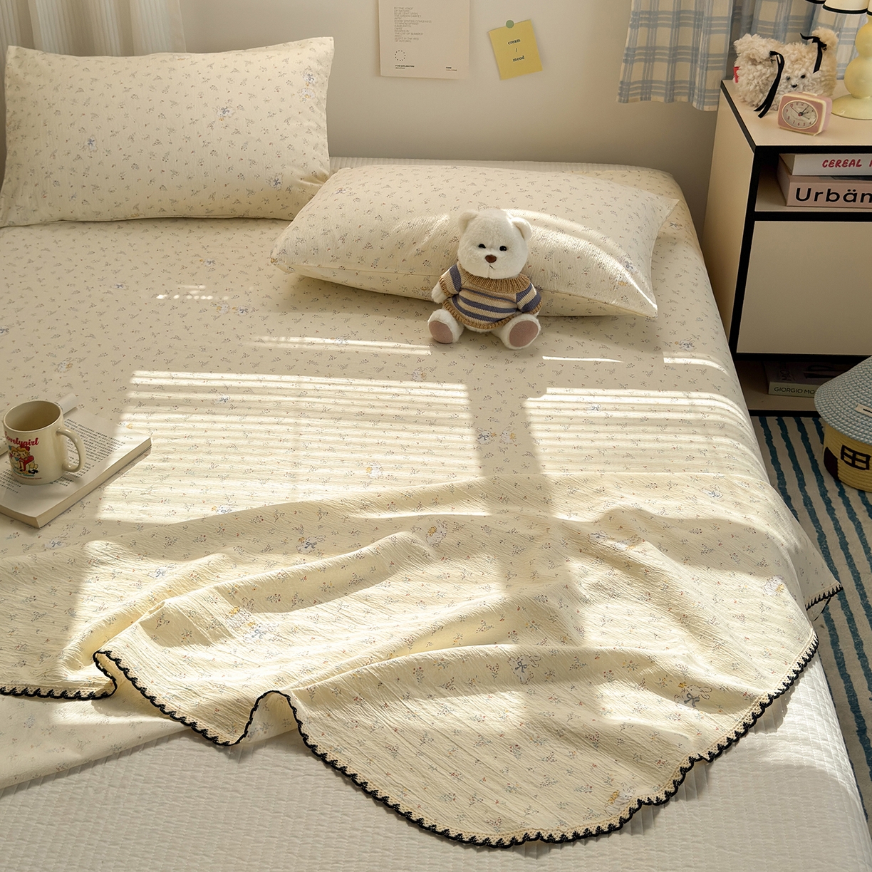 91家纺网 家纺一手货源 找家纺 沐芷 2026 【提供买家秀】双层纱A类黑色小花边单床单/床单三件套 被单 春日兔絮