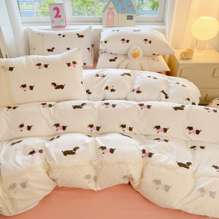 91家纺网 家纺一手货源 找家纺 温眠家纺 2025新款ins风小清新镂空花边水洗云朵棉四件套-风格一 柯基