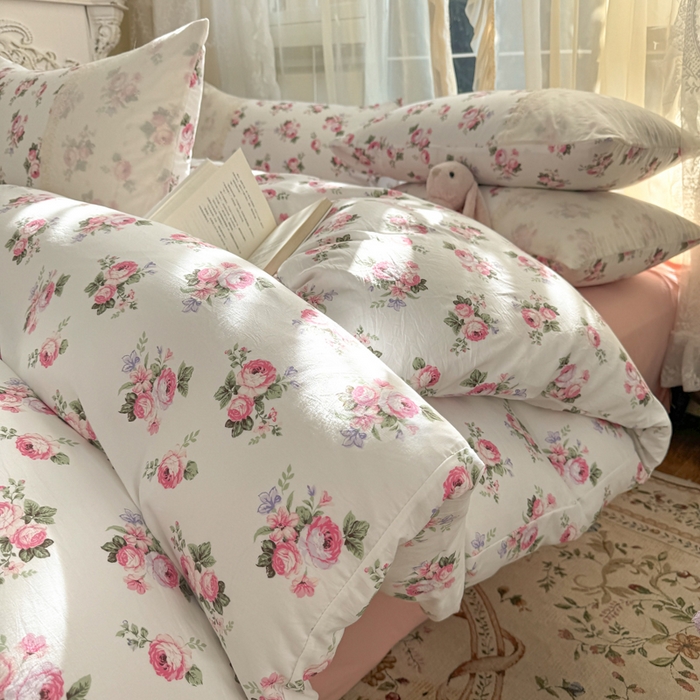 91家纺网 家纺一手货源 找家纺 温眠家纺 2025新款ins风小清新镂空花边水洗云朵棉四件套-风格一 丽莎