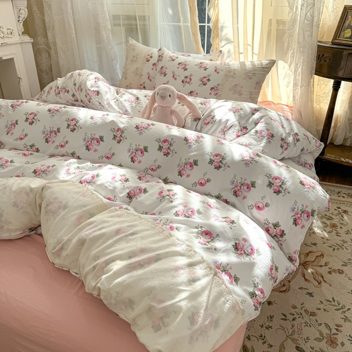 91家纺网 家纺一手货源 找家纺 温眠家纺 2025新款ins风小清新镂空花边水洗云朵棉四件套-风格一 丽莎