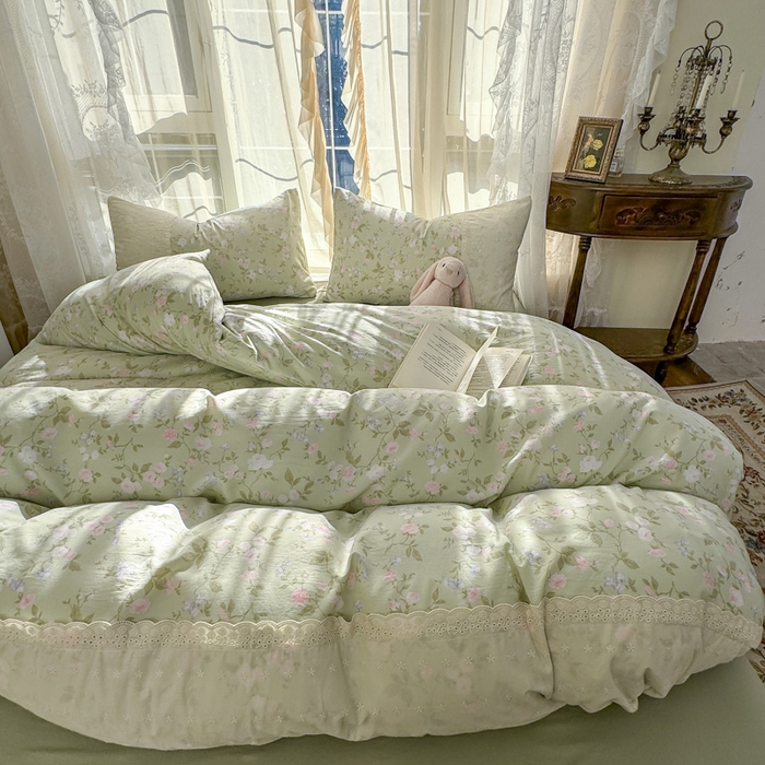 91家纺网 家纺一手货源 找家纺 温眠家纺 2025新款ins风小清新镂空花边水洗云朵棉四件套-风格一 绿野仙踪