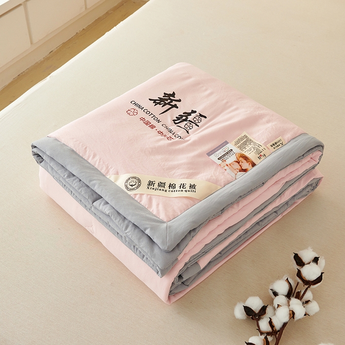 91家纺网 家纺一手货源 找家纺 温眠家纺 2025新款水洗棉新疆棉花被 【粉灰】双拼色