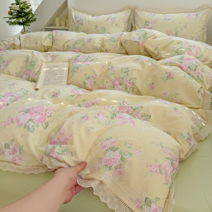 91家纺网 家纺一手货源 找家纺 （总）温眠家纺 2025直播新款云感双层纱镂空花边四件套