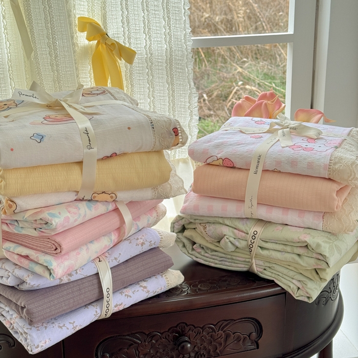 91家纺网 家纺一手货源 找家纺 温眠家纺 2025直播新款云感双层纱镂空花边四件套 组合