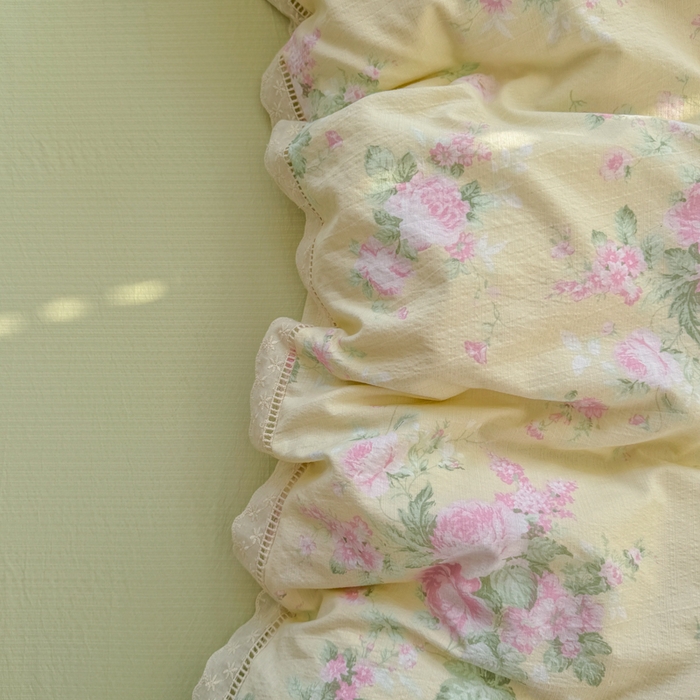 91家纺网 家纺一手货源 找家纺 温眠家纺 2025直播新款云感双层纱镂空花边四件套 安娜