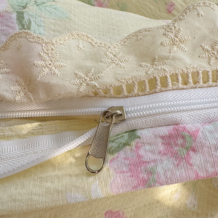 91家纺网 家纺一手货源 找家纺 温眠家纺 2025直播新款云感双层纱镂空花边四件套 安娜