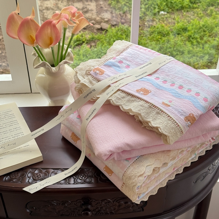 温眠家纺 2025直播新款云感双层纱镂空花边四件套 草莓蛋糕