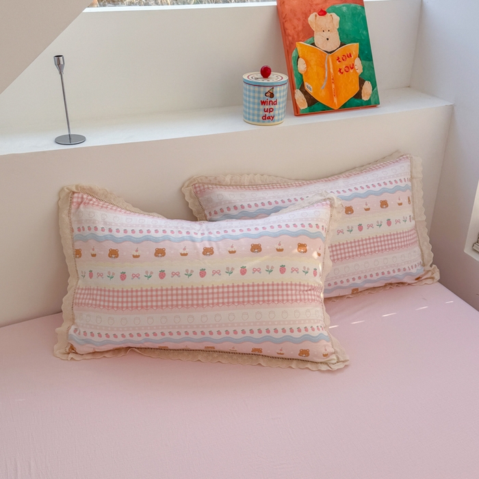 91家纺网 家纺一手货源 找家纺 温眠家纺 2025直播新款云感双层纱镂空花边四件套 草莓蛋糕