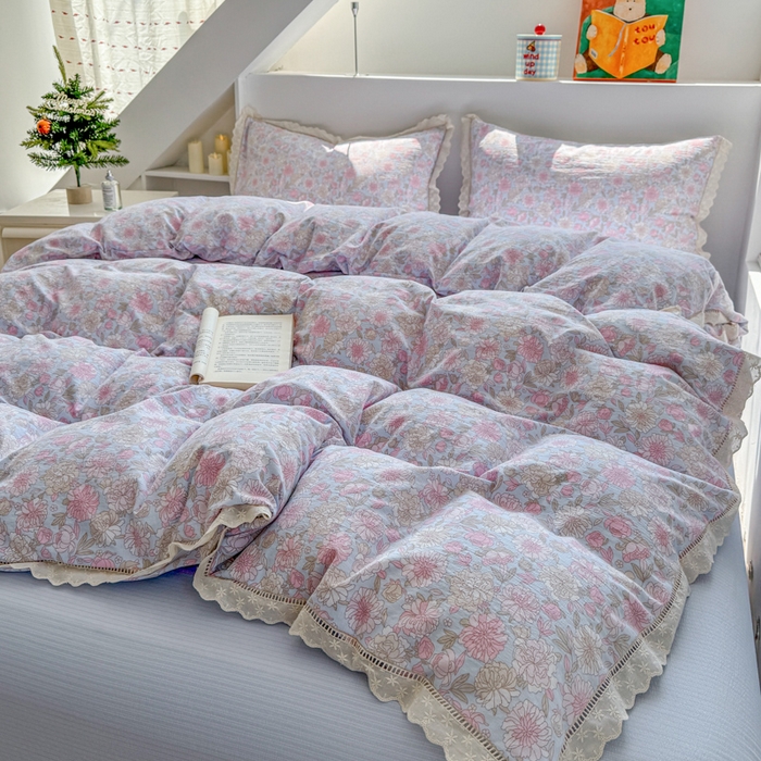 91家纺网 家纺一手货源 找家纺 温眠家纺 2025直播新款云感双层纱镂空花边四件套 蓝萱