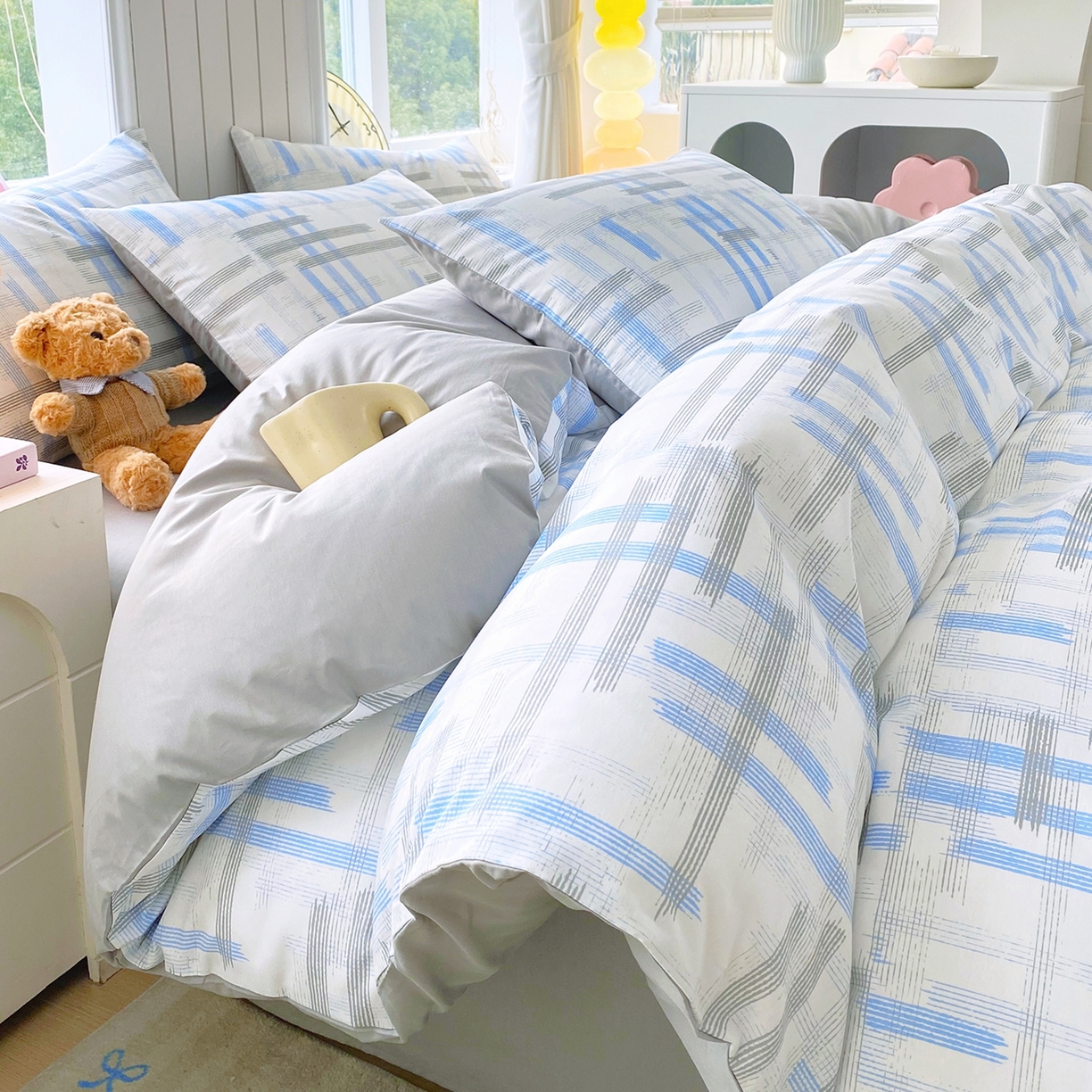 91家纺网 家纺一手货源 找家纺 小懒猪 2026新款北欧风高支高密全棉纯棉四件套（提供买家秀） 线影轻痕