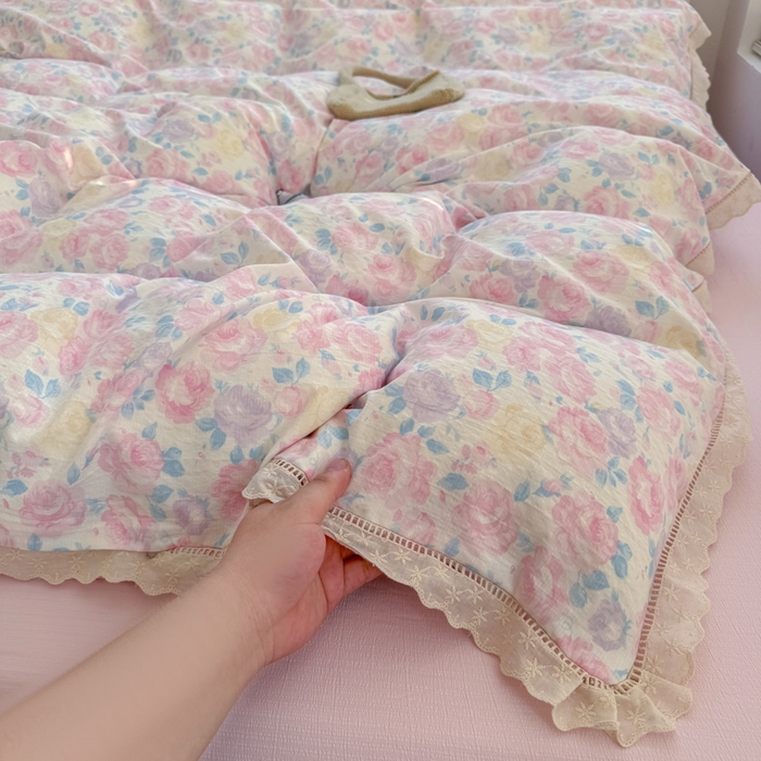 91家纺网 家纺一手货源 找家纺 温眠家纺 2025直播新款云感双层纱镂空花边四件套 晚香玉