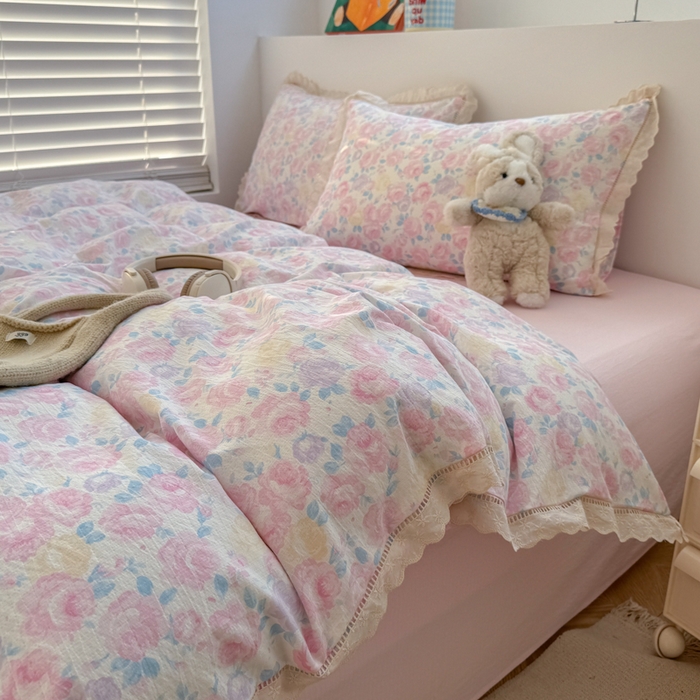 91家纺网 家纺一手货源 找家纺 温眠家纺 2025直播新款云感双层纱镂空花边四件套 晚香玉