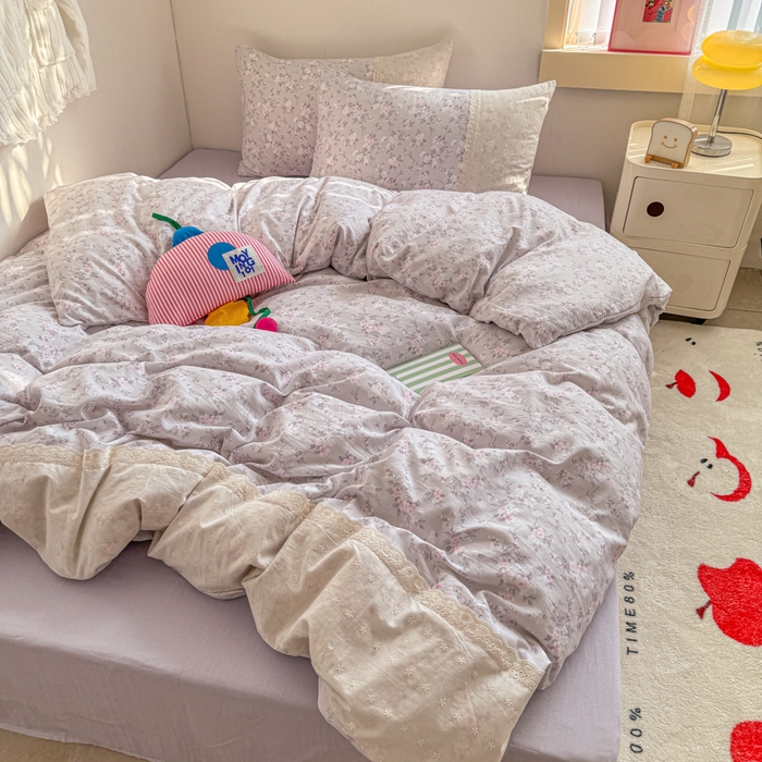 91家纺网 家纺一手货源 找家纺 （总）温眠家纺 2025新款ins风小清新镂空花边水洗云朵棉四件套-风格二