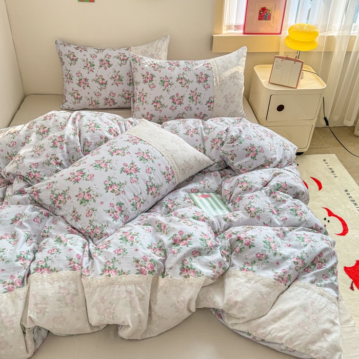 91家纺网 家纺一手货源 找家纺 温眠家纺 2025新款ins风小清新镂空花边水洗云朵棉四件套-风格二 春之语