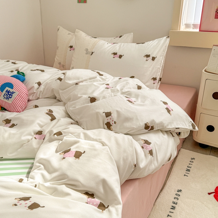 91家纺网 家纺一手货源 找家纺 温眠家纺 2025新款ins风小清新镂空花边水洗云朵棉四件套-风格二 柯基