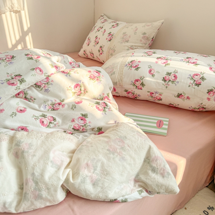 91家纺网 家纺一手货源 找家纺 温眠家纺 2025新款ins风小清新镂空花边水洗云朵棉四件套-风格二 丽莎