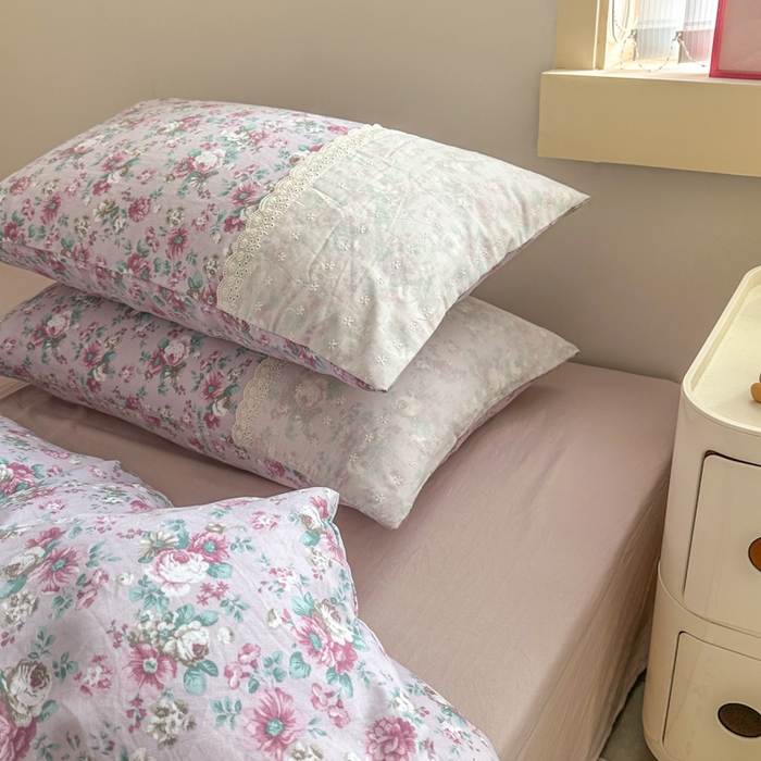 91家纺网 家纺一手货源 找家纺 温眠家纺 2025新款ins风小清新镂空花边水洗云朵棉四件套-风格二 美玲说