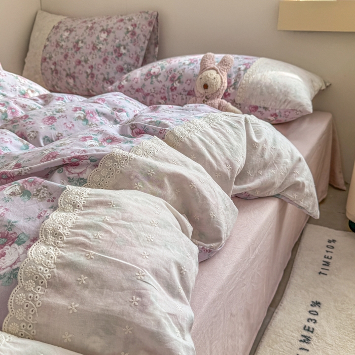 91家纺网 家纺一手货源 找家纺 温眠家纺 2025新款ins风小清新镂空花边水洗云朵棉四件套-风格二 美玲说