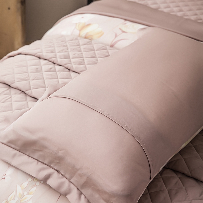 91家纺网 家纺一手货源 找家纺 恩和家纺 2026新款50s莱赛尔天丝床盖被美式对角款四件套 美拉