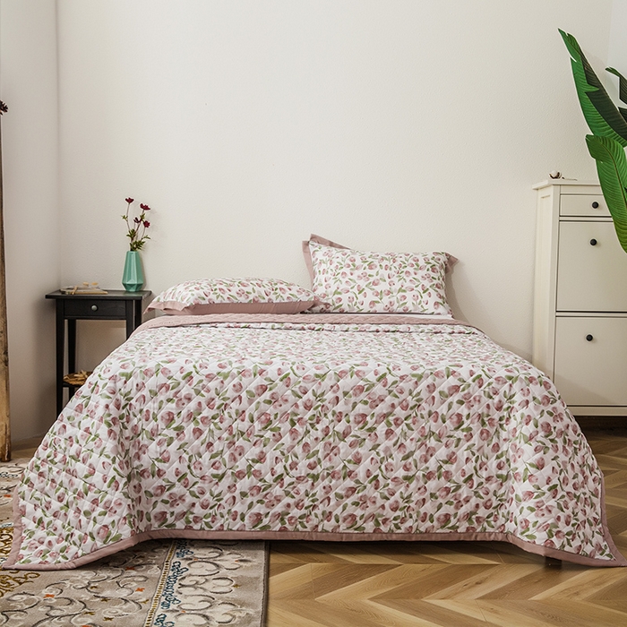 91家纺网 家纺一手货源 找家纺 恩和家纺 2026新款50s莱赛尔天丝床盖被美式对角款四件套 郁金香