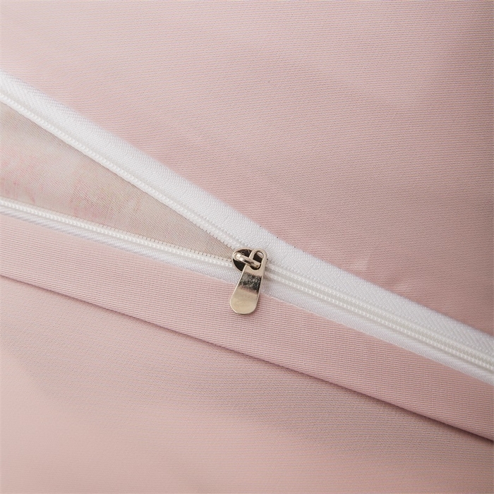 91家纺网 家纺一手货源 找家纺 恩和家纺 2026新款50s莱赛尔天丝床盖被轻奢撞色款四件套 小粉豹