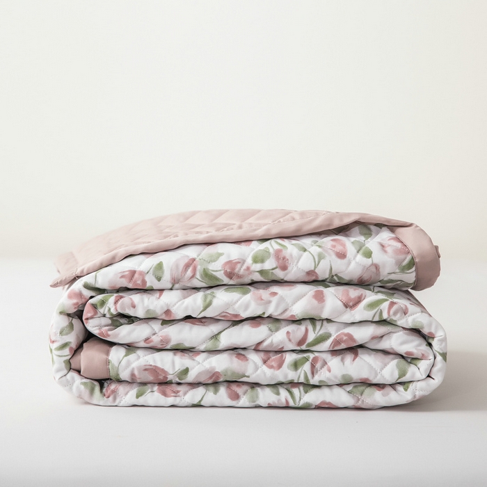 91家纺网 家纺一手货源 找家纺 恩和家纺 2026新款50s莱赛尔天丝套件美式对角款床盖多件套 郁金香