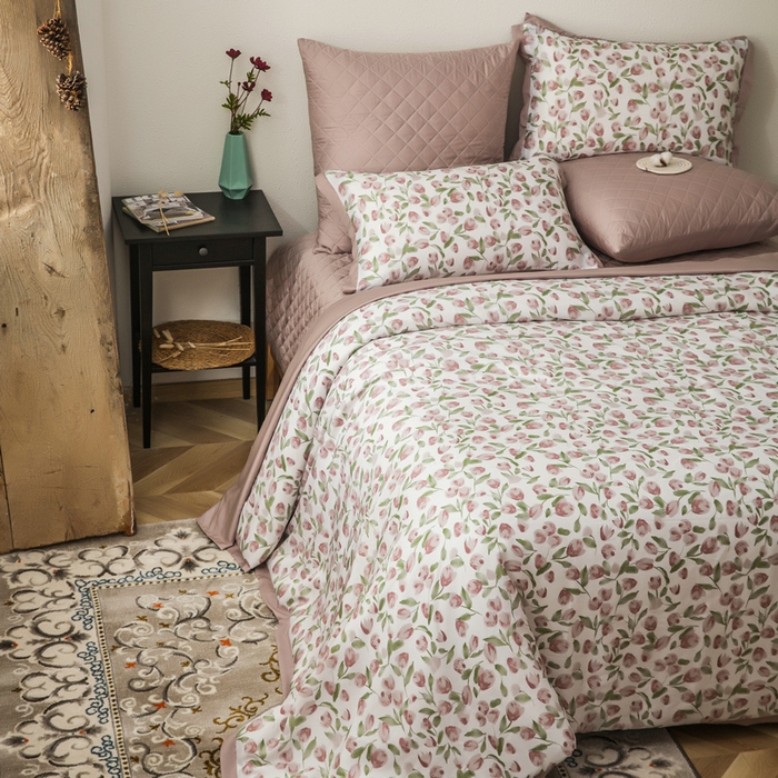 91家纺网 家纺一手货源 找家纺 恩和家纺 2026新款50s莱赛尔天丝套件美式对角款床盖多件套 郁金香