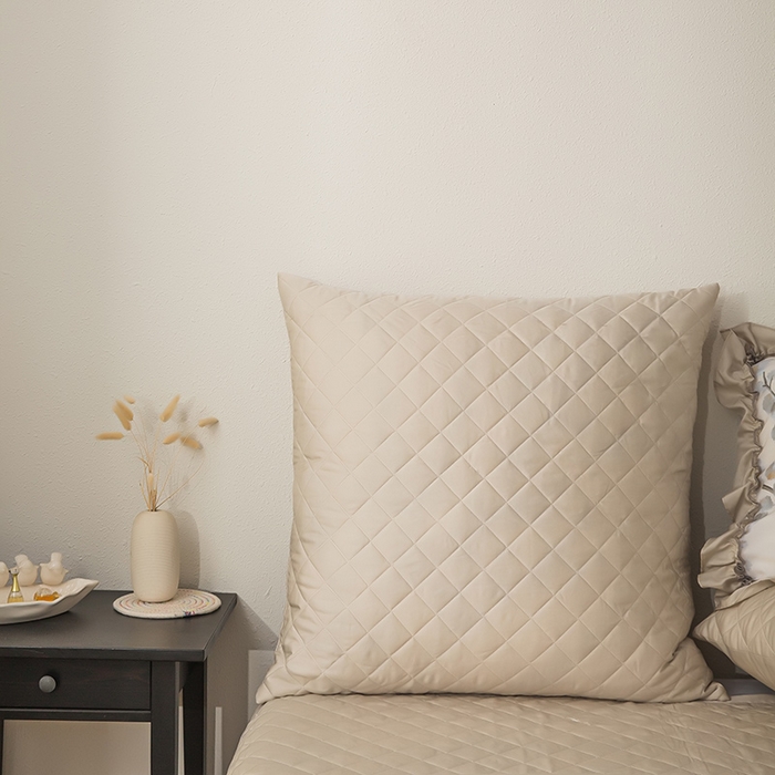 91家纺网 家纺一手货源 找家纺 （总）恩和家纺 2026新款50s莱赛尔天丝法式花边款法式飞边床盖四件套