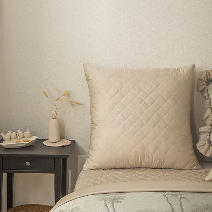 91家纺网 家纺一手货源 找家纺 恩和家纺 2026新款50s莱赛尔天丝法式花边款法式飞边床盖四件套 春生