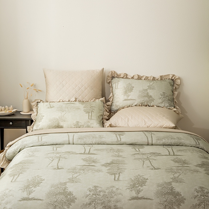 91家纺网 家纺一手货源 找家纺 恩和家纺 2026新款50s莱赛尔天丝法式花边款法式飞边床盖四件套 春生