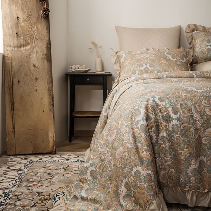 91家纺网 家纺一手货源 找家纺 恩和家纺 2026新款50s莱赛尔天丝法式花边款法式飞边床盖四件套 繁花