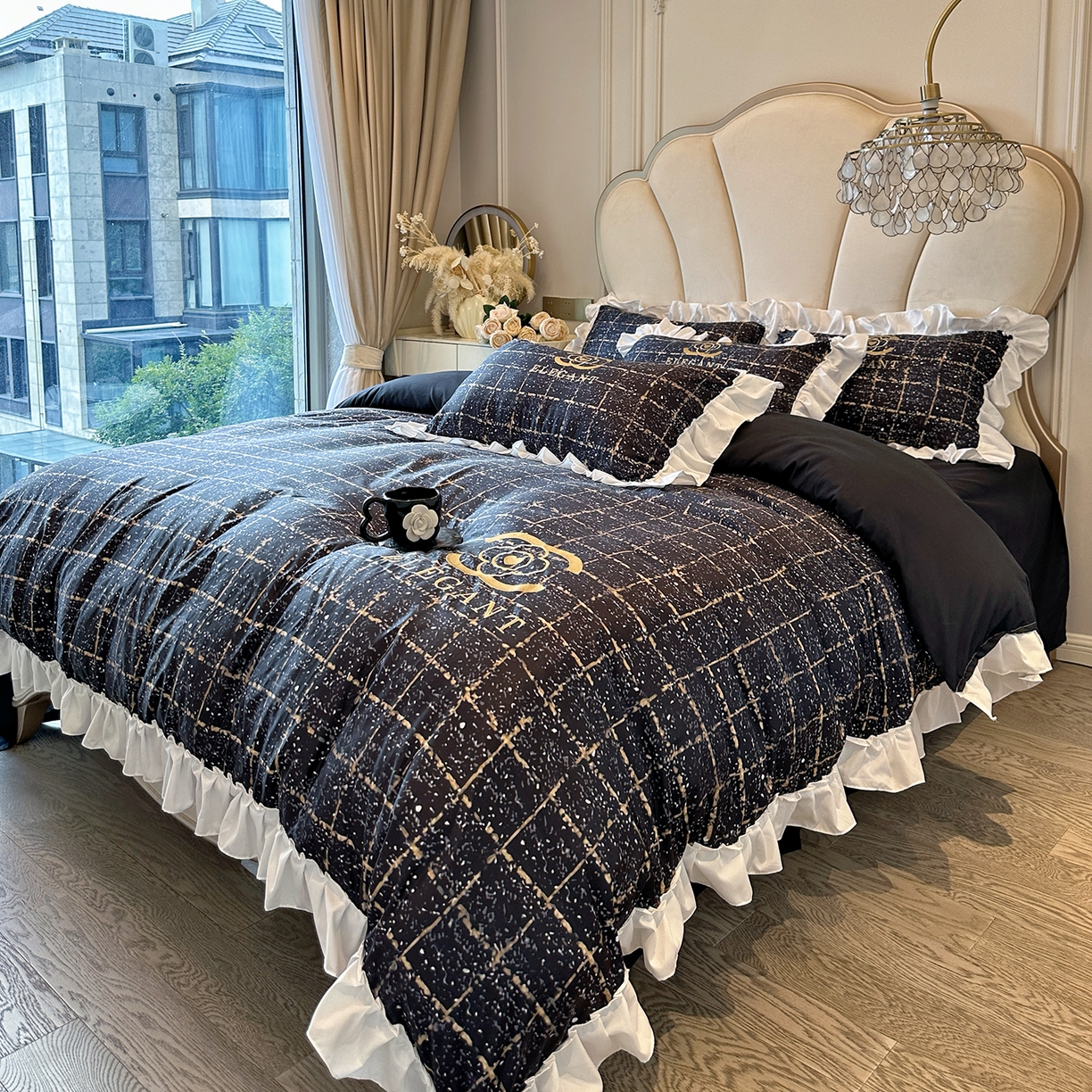 91家纺网 家纺一手货源 找家纺 苏源家居 2026新款韩式大牌风荷叶边款亲肤棉磨毛四件套 凡尔赛-黑色