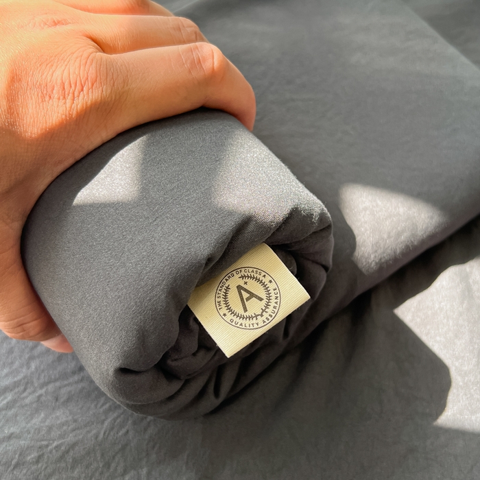 91家纺网 家纺一手货源 找家纺 温眠家纺 2025新款水洗棉色织单床单系列-叠拍 深灰