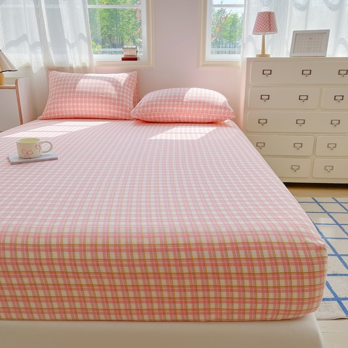 91家纺网 家纺一手货源 找家纺 （总）温眠家纺 2025新款纯色格子高克重水洗棉床笠全包围防滑床罩保护套单床笠